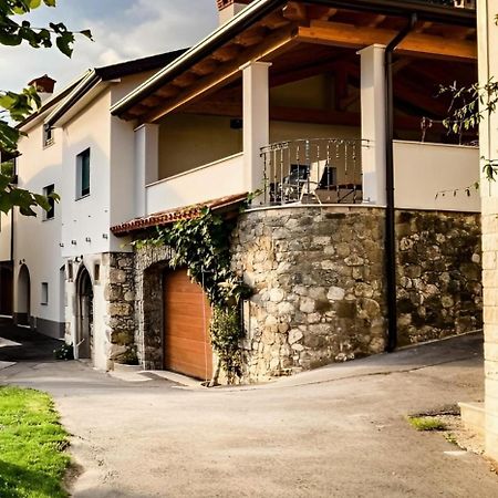 Apartmaji Tanto Malovse Crnice Exterior photo